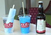 左から富士山くずキャンディーソーダ、芦ノ湖リフレクションソーダ、箱根遊船オリジナルクラフトビール