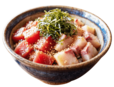 「マグロとブリ」<価格:1,000円(税込)>【“刺身食べ放題”で話題の『漁港食堂 秦野店』がリニューアルオープン!海鮮丼・定食・海鮮だし茶漬けなど、さらにメニューが充実!】