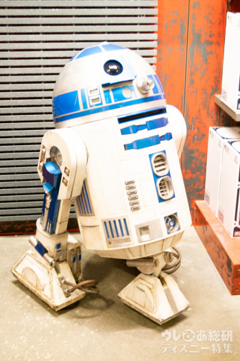 270万円のR2-D2も! 「スター・ウォーズ」エリアのファン必見グッズ