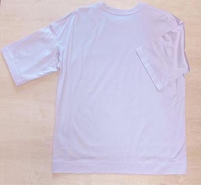 ユニクロ めちゃラク 話題 J のスーピマコットンtシャツ徹底レビュー コーデ例あり 写真 7 16 ハピママ