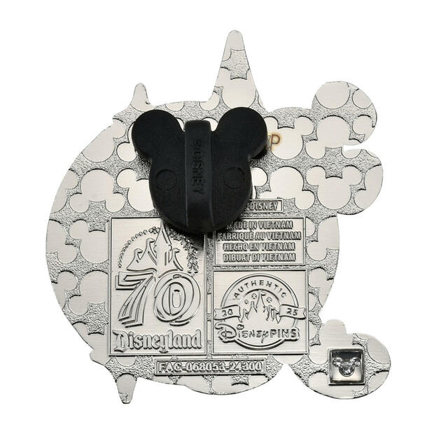 ミッキー ピンバッジ DISNEYLAND RESORT 70TH CELEBRATION 1,400円
