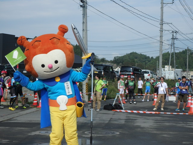 ツール・ド・東北2015／地元のキャラクター「ホヤぼーや」も応援に駆けつけた