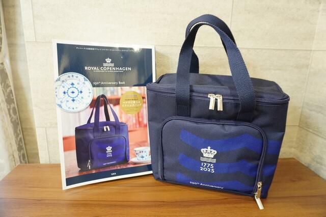 『ROYAL COPENHAGEN 250th Anniversary Book』3,850円（税込）