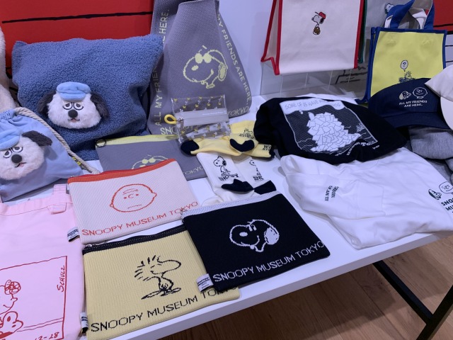 ニットバッグ JC GRAY、ニットポーチなど