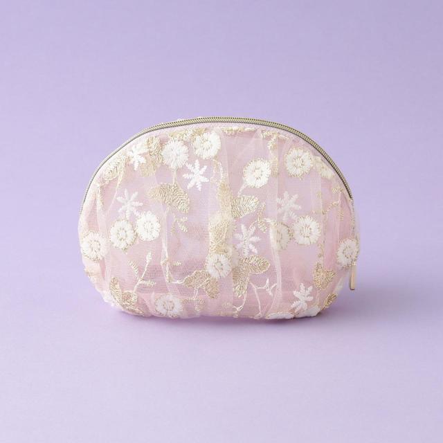 チュールラウンドポーチ 2,300円(税込)