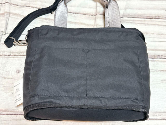 6・7：内側の区切りポケット