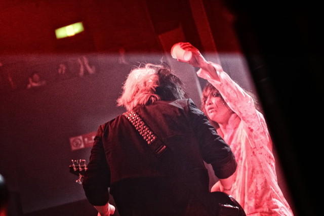 DEZERT　　撮影：小林裕和