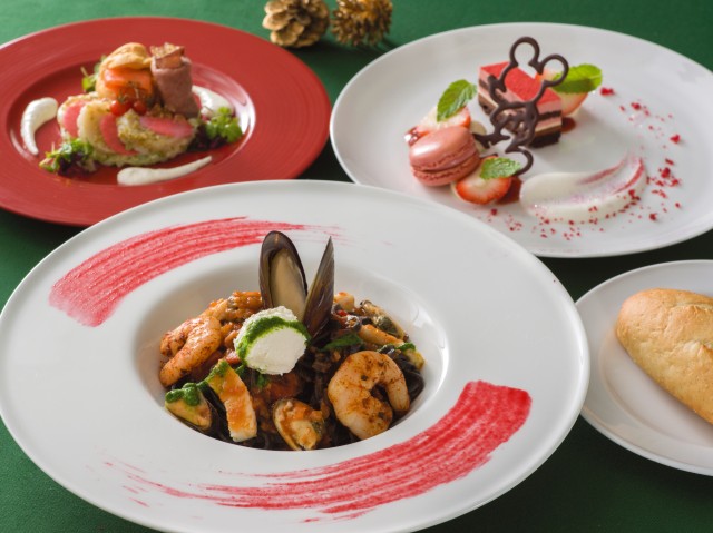 東京ディズニーランド「ディズニー・クリスマス」イーストサイド・カフェ スペシャルセット