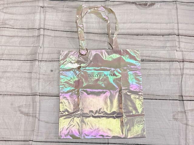 バッグにポーチをつけてみました!