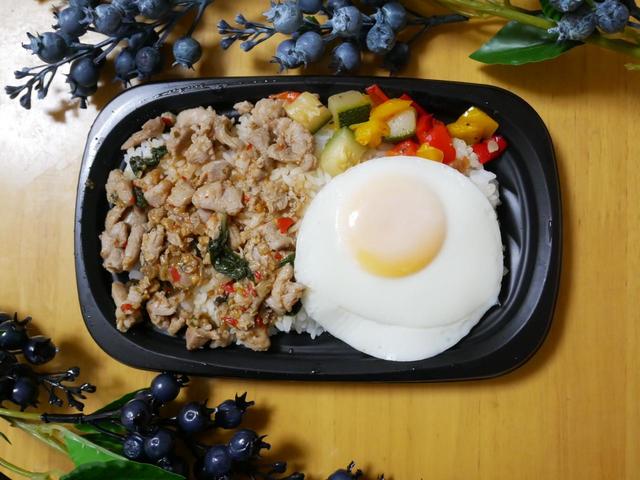 【オーケー】本格ガパオライス