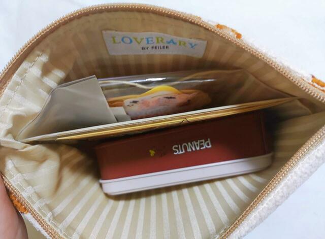 持ち運ぶ時は、スタンプ＆便箋＆シールなどを一緒にいれておくと便利