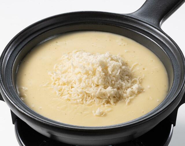 選べる6種類のソース とろぉりチーズ【おかわり!ハンバーグとまぁるいパン グリエ・ミア!】