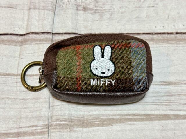 レディース　スクエアポーチチャーム(miffy)／税込1,969円