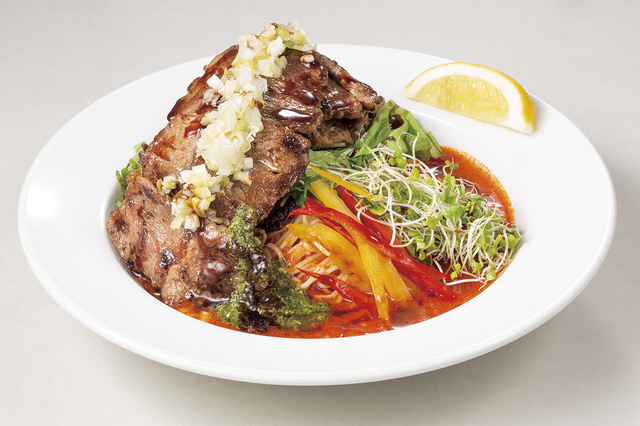 とびっきりのジューシービーフトマト冷麺