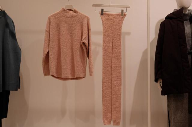 ヒートテックフラッフィーレギンス（10分丈）￥1,500