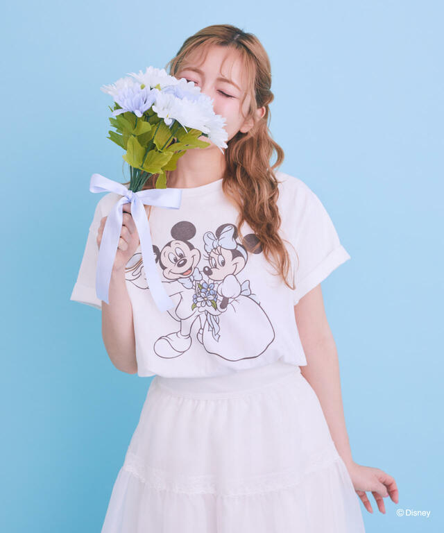 Happily Ever After Tシャツ ￥7,900｜Areeamディズニーコレクション「ミッキー＆ミニー」