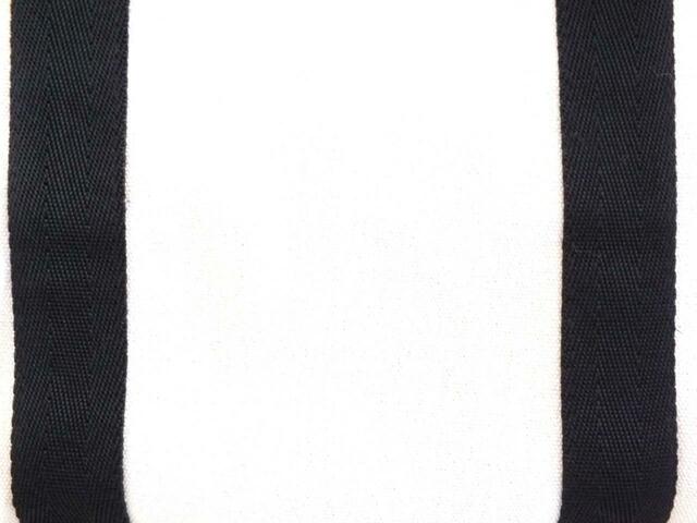 【ゴティバ】バッグの素材は綿・ポリエステル