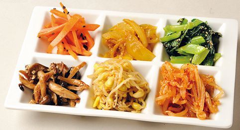 関西・焼肉の名店15／やきにく ポッサムチプ（兵庫）　メニュー例