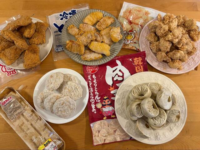 【ロピア】骨なしフライドチキン、冷凍とり天、からあげの山 塩、韓国王マンドゥ、国産牛使用 牛肉メンチカツが一堂に並ぶ壮観♪5品合わせて4,045gの大ボリュームが、ロピアの底力を物語っています！