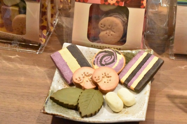 秩父銘仙の物語のようなクッキー