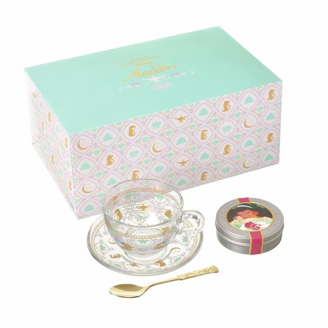 ティーカップセット＆フレーバードティー（ジャスミン＆ザクロ）4620円