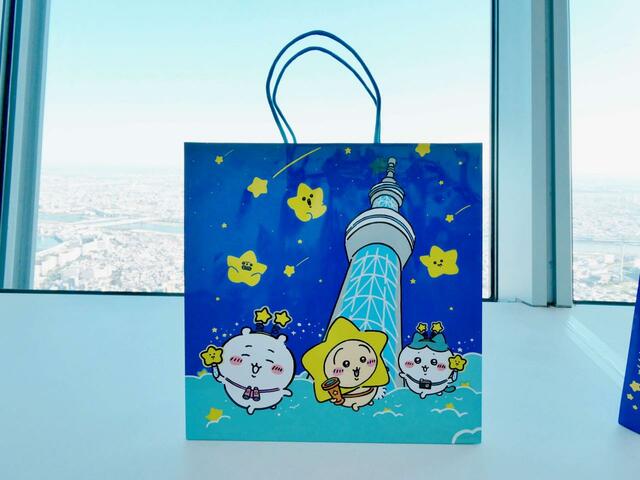 イベントオリジナルグッズを合計3,000円以上購入した時にもらえるオリジナルショッパー。かわいすぎる〜！