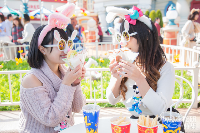 スペシャルセット 990円|ヒューイ・デューイ・ルーイのグッドタイム・カフェ|東京ディズニーランド「ディズニー・イースター」