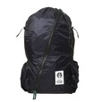 【スターバックス新作グッズ】and wander + STARBUCKS Sil デイパック / 22,000円/コラボレーションオリジナルの仕様として、前身頃にスターバックスサイレンロゴとand wander HIKING CLUBのロゴをデザインしたパッチを配置