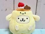 ポムポムプリンの帽子もしっかりのっていて、細部まで抜かりなくかわいいデザイン!
