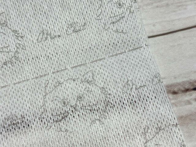 切り取りやすいミシン目入り