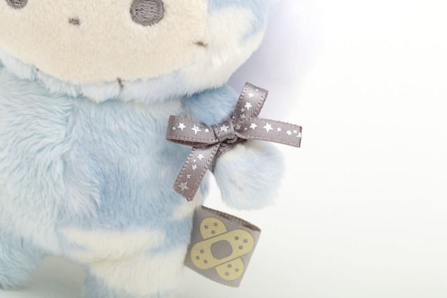 【センチメンタルサーカス】「ぶらさげぬいぐるみ」シャッポの手にはアノコが結んでくれた面影星屑リボンが