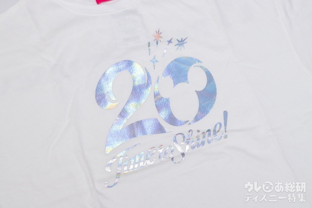 BIGシルエットTシャツ｜角度によって煌めくオーロラプリント