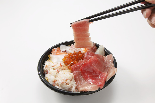 ＜中与志＞特上海鮮丼　