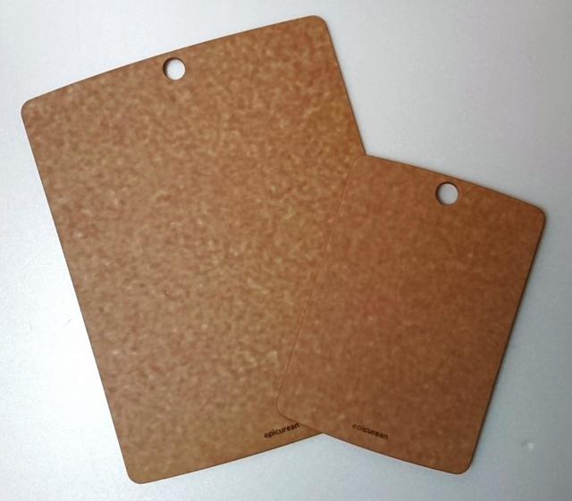 ワイ・ヨット　エピキュリアン カッティングボード　2枚　4280円