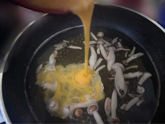 【森のきのこ倶楽部 もりのぶなしめじ農園 栽培キット】美味しいぶなしめじのかき玉汁