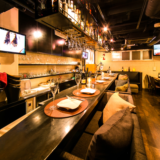 「XROSS CASA(クロスカーサ)新宿東口店」