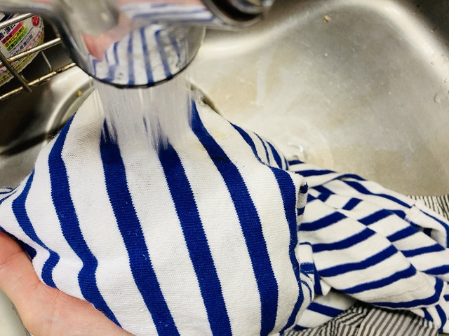 【ワークマン　レディースサーバーバスクハーフシャツ】流水で落ちます