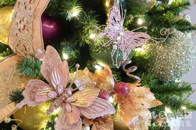 東京ディズニーシー・ファンタジースプリングスホテル クリスマスツリー