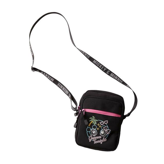 蓄光メッシュプリントショルダーバッグ 3,990円｜ディズニーファンタジーショップ「ミッキーマウス タイムスリップ」シリーズ