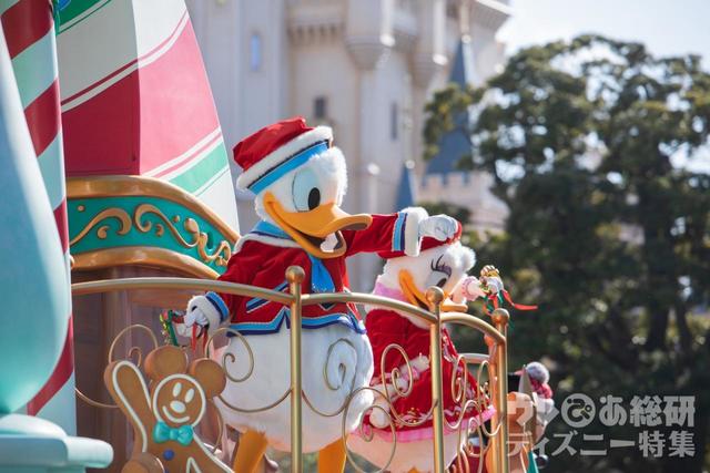 「ミッキー＆フレンズのグリーティングパレード：ディズニー・クリスマス」｜東京ディズニーランド