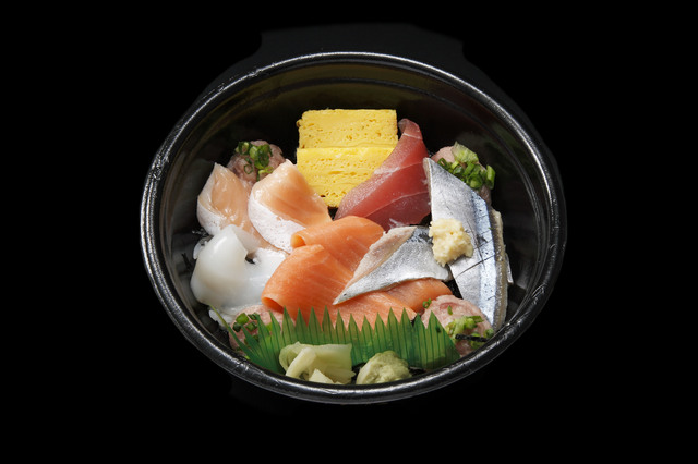 ＜京樽＞ 秋の彩り海鮮丼　税込800円