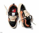 KNU SKOOL (DISNEY 100 SCAR BLACK/BROWN)｜¥13,750｜VANS「ディズニー創立100周年」ラボレートコレクション
