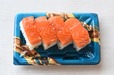 【角上魚類「佐渡サーモンづくし」】お店で丁寧に酢〆したサーモンを使用。ぎゅっと旨みが凝縮しています