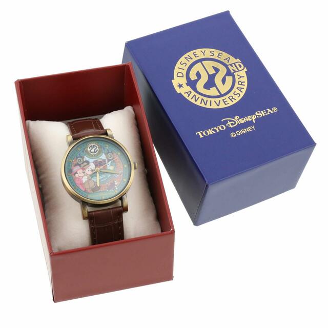 ウォッチ 8,900円｜東京ディズニーシー22周年記念グッズ｜販売店舗：東京ディズニーシー「スチームボート・ミッキーズ」｜発売日：2023年9月4日（月）