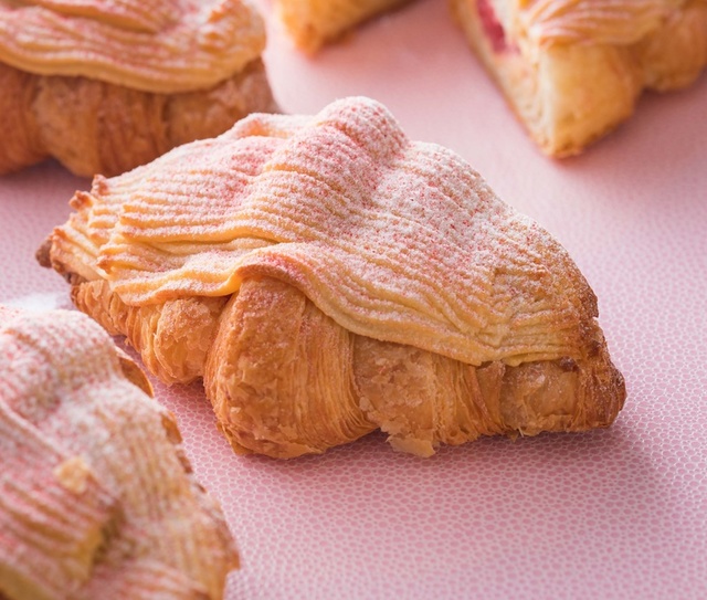 苺とクリームチーズのクロワッサン