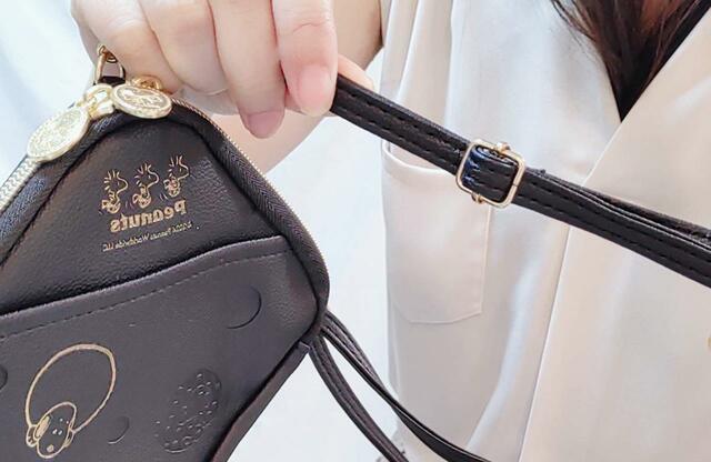 ショルダーは長さを調節できる