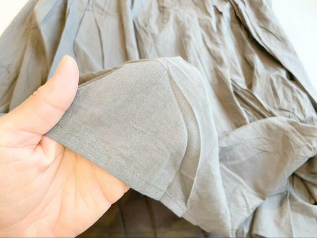 【coca コットンボイルフレアスカート】ほんのり透け感はあるものの、裏地付きなので安心して着用できます