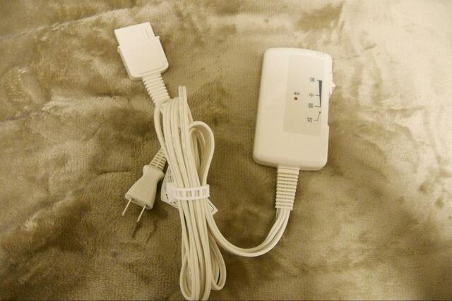 【無印良品 ソファで使えるホットシート】敷き毛布で使う際の温度は弱：約20℃、中：約36℃、強：約45℃