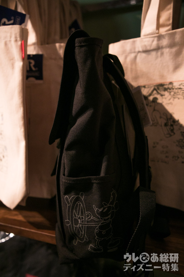 ワシントンSQバックパック 18,000円｜ディズニー・アート展