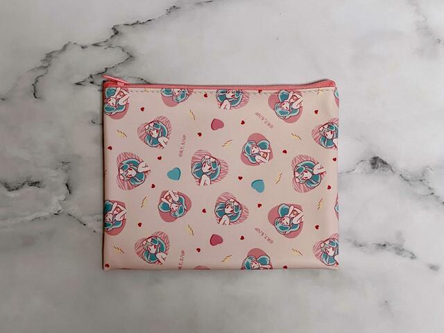 【100円ショップ×うる星やつら】うる星やつら 合皮フラットポーチ／税込110円